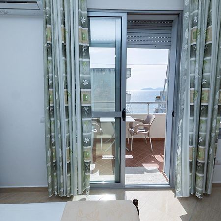 Lucas Apartments Rental Vlorë Esterno foto