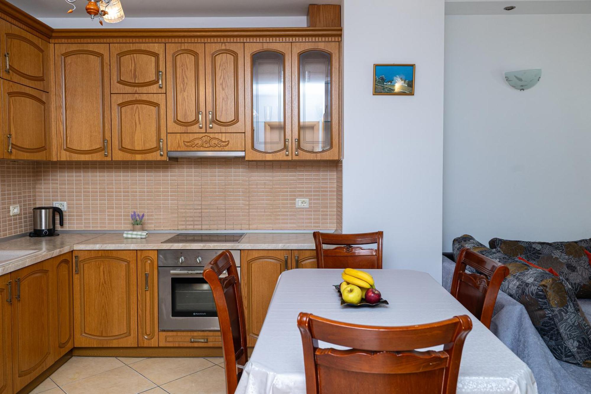 Lucas Apartments Rental Vlorë Esterno foto