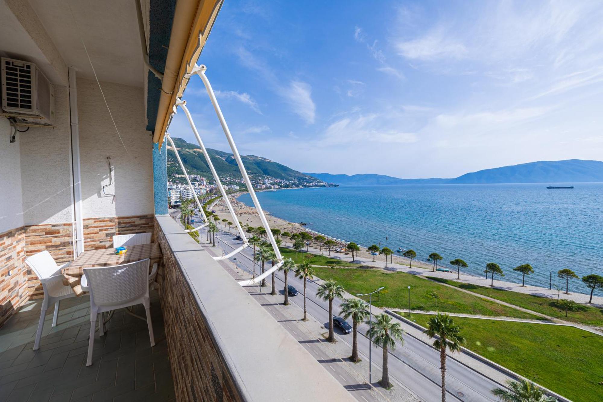 Lucas Apartments Rental Vlorë Esterno foto