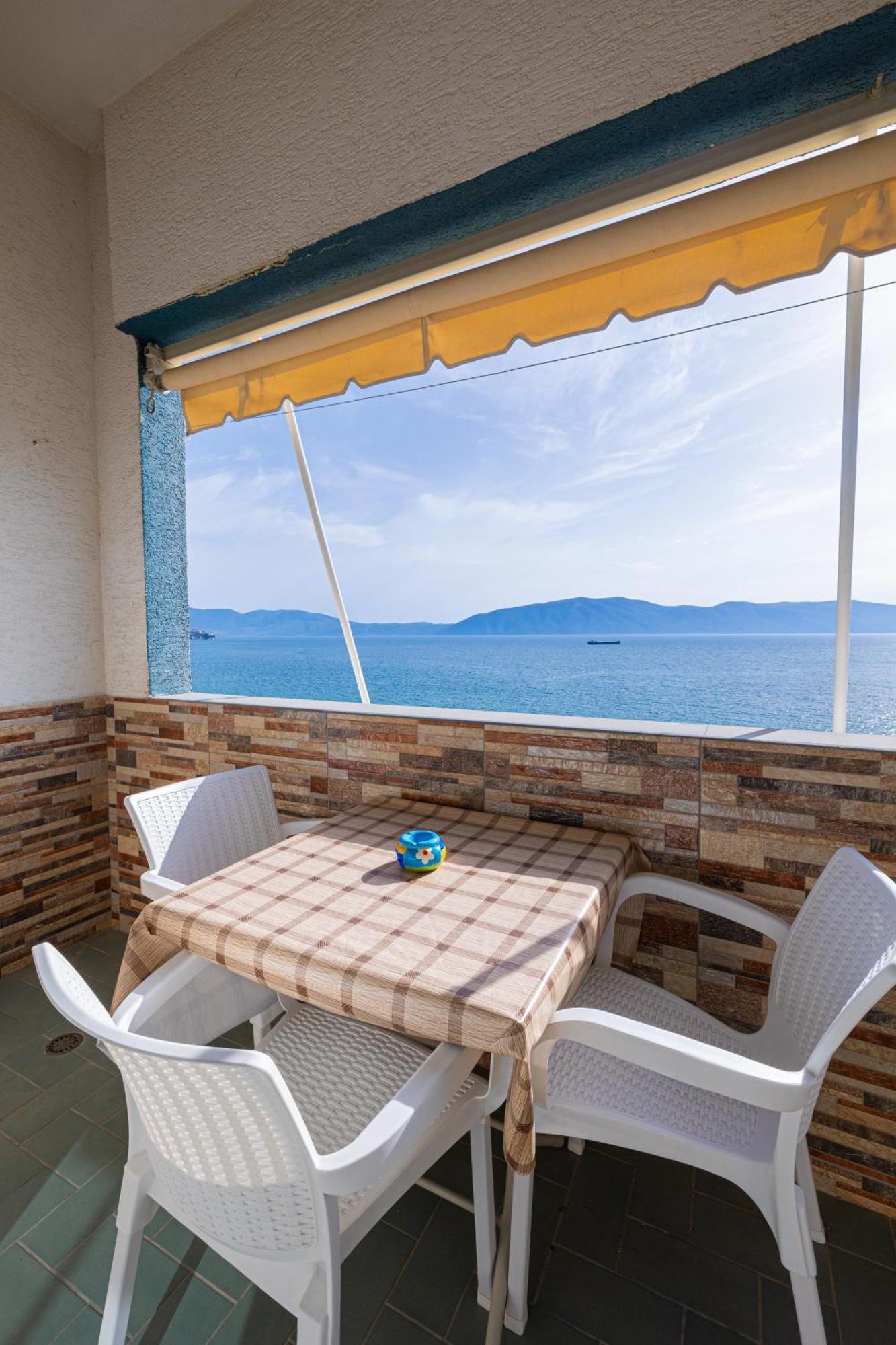 Lucas Apartments Rental Vlorë Esterno foto